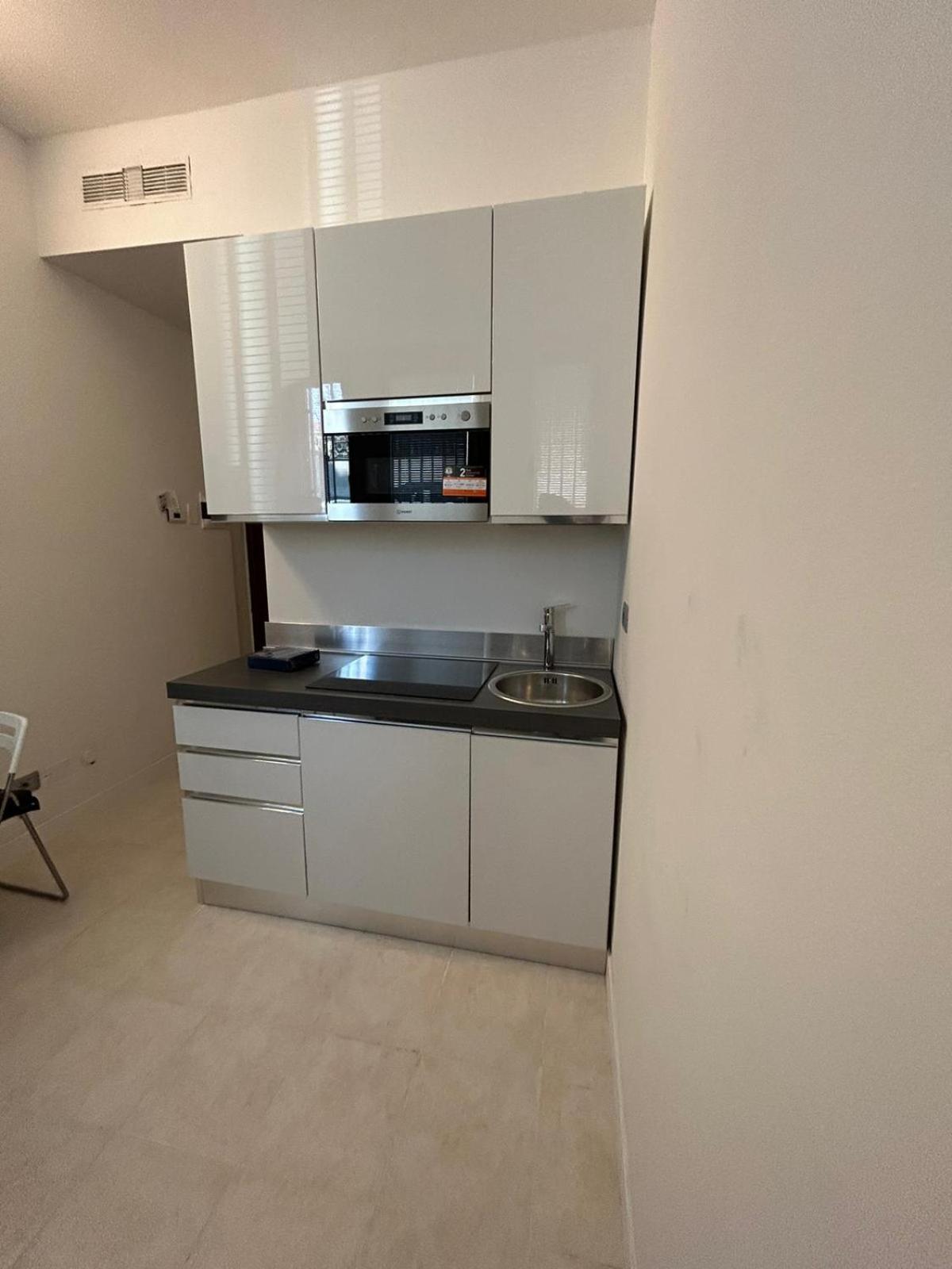 Elegant Studio Milan Bagian luar foto