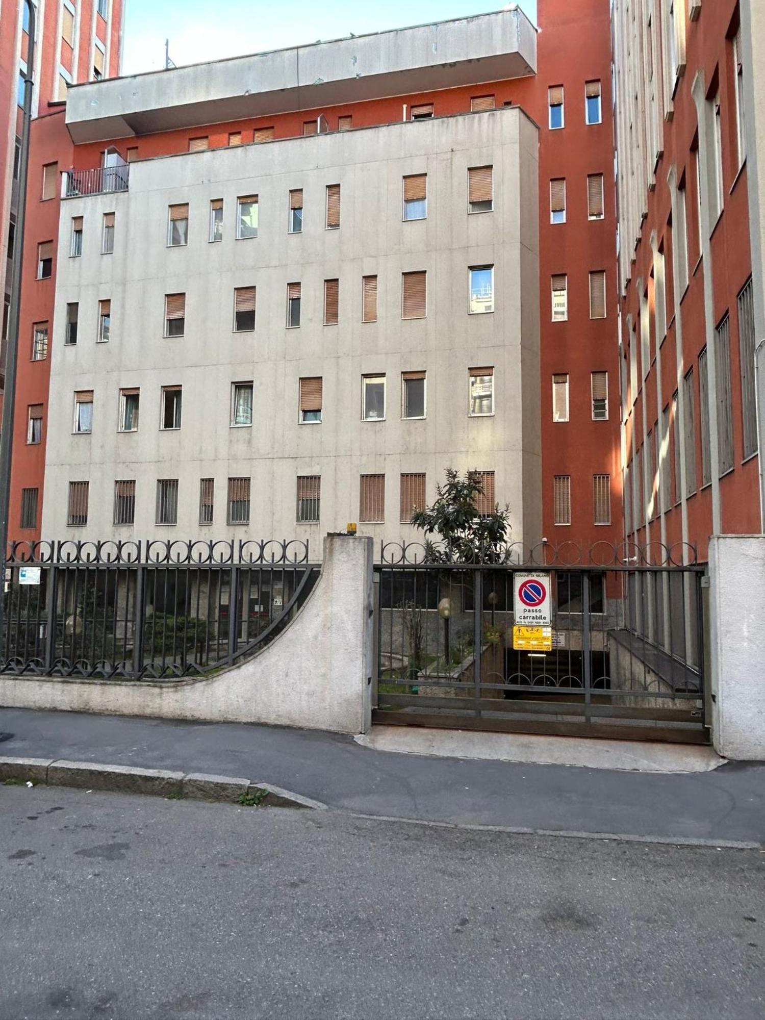 Elegant Studio Milan Bagian luar foto